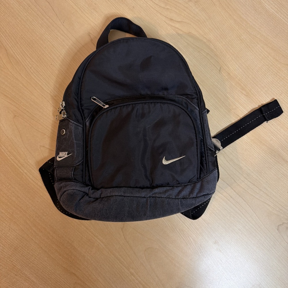 NIKE Black/Gray ATHLETIC MINI BACKPACK School Hike Gym Track Bag